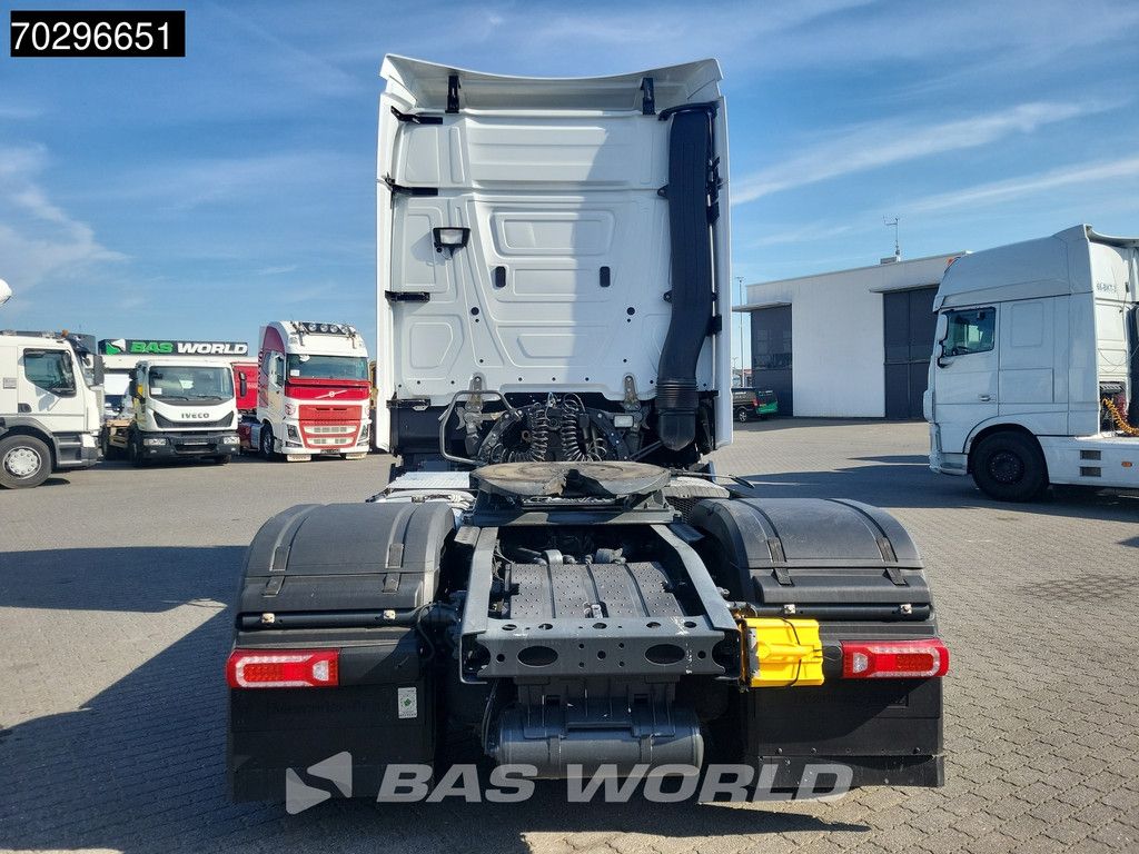 Mercedes Actros 1848 4X2 BigSpace Retarder ACC Standairco Navi Xenon ACC Euro 6