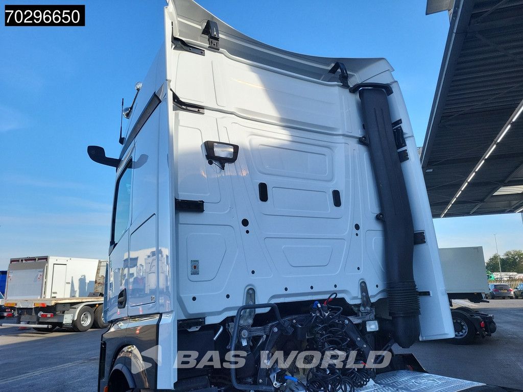 Mercedes Actros 1848 4X2 BigSpace Retarder Standklima MirrorCam ACC Xenon Euro 6
