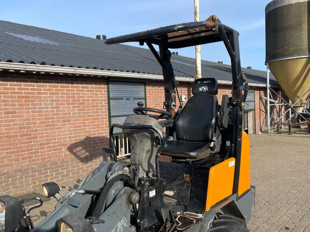Giant 263 SW-Xtra Shovel Loader