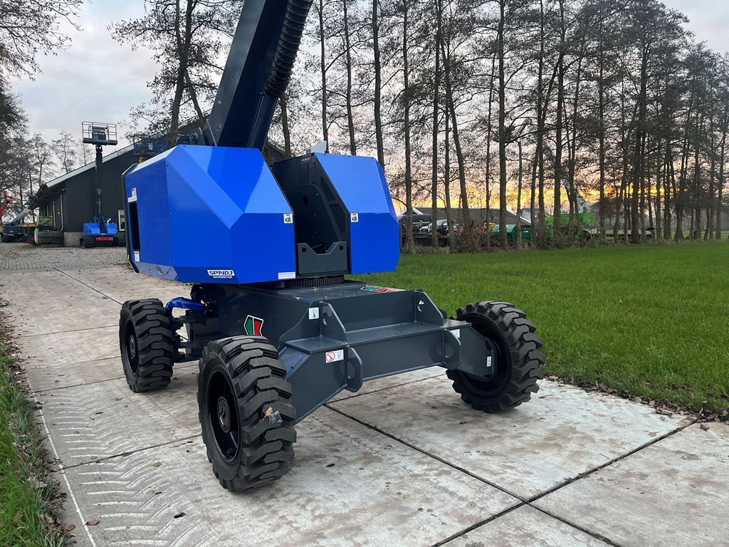 Aichi SP14DJM wiel telescoophoogwerker