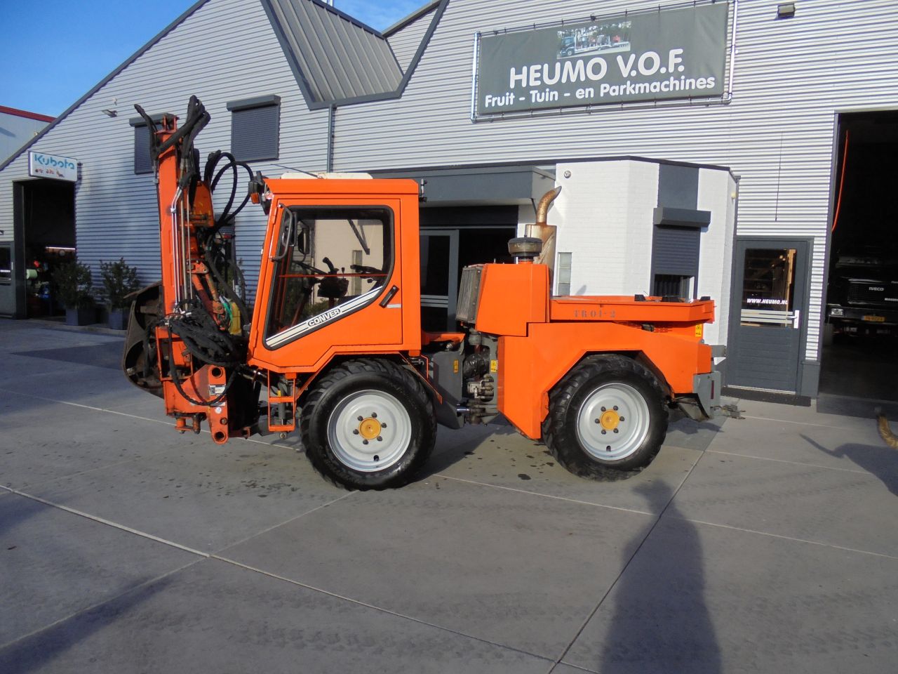Nimos DM trac1201 met conver arm,heggensnoeier