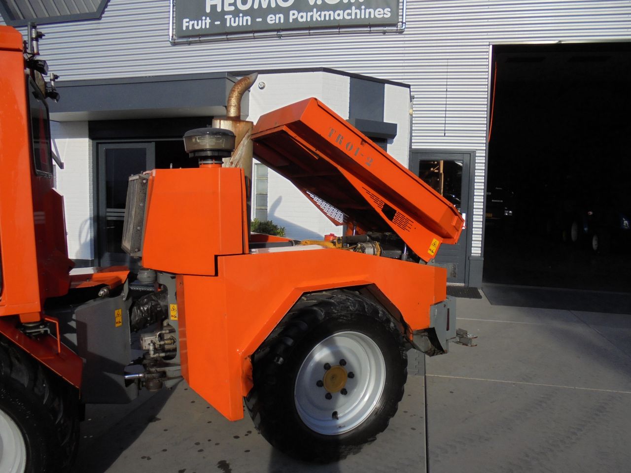 Nimos DM trac1201 met conver arm,heggensnoeier