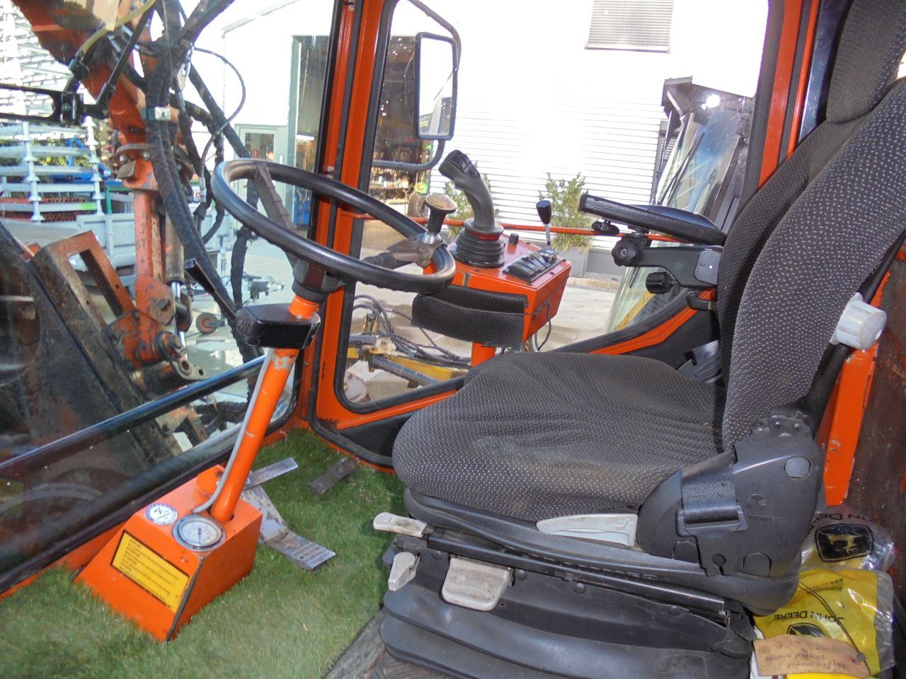 Nimos DM trac1201 met conver arm,heggensnoeier