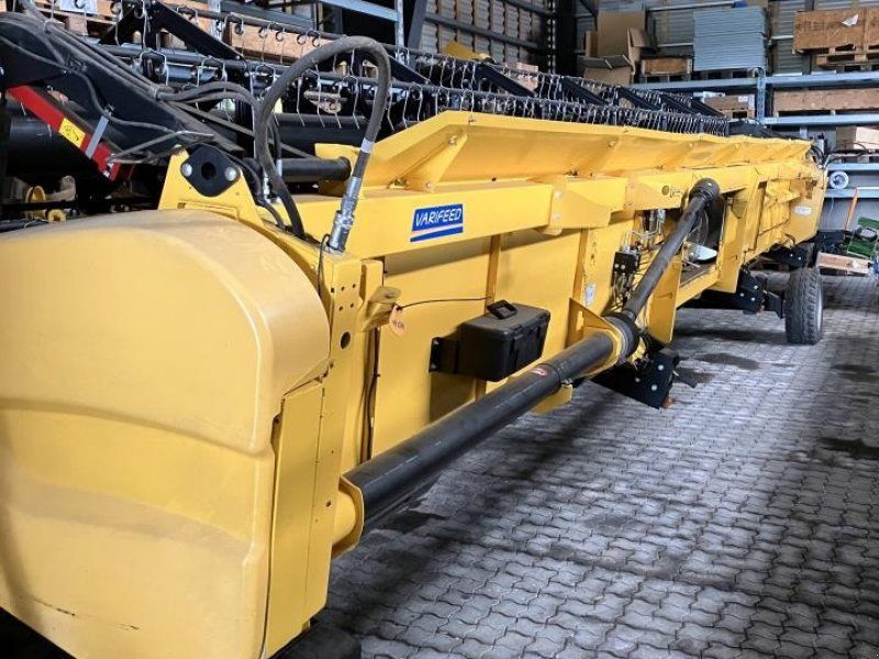 New Holland 35