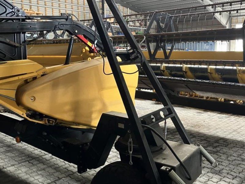 New Holland 35