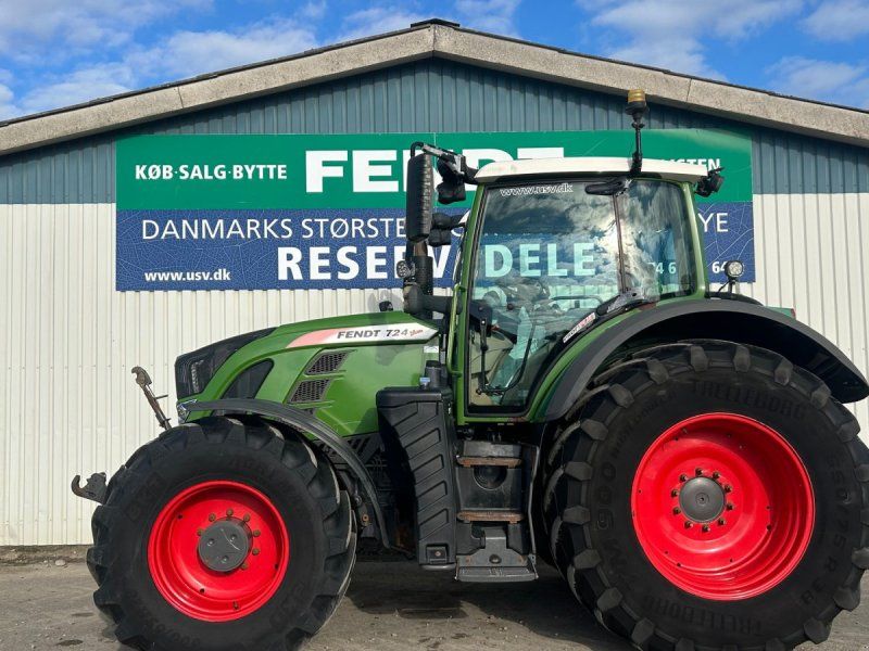 Fendt 724 Vario S4 Profi Plus Front PTO
