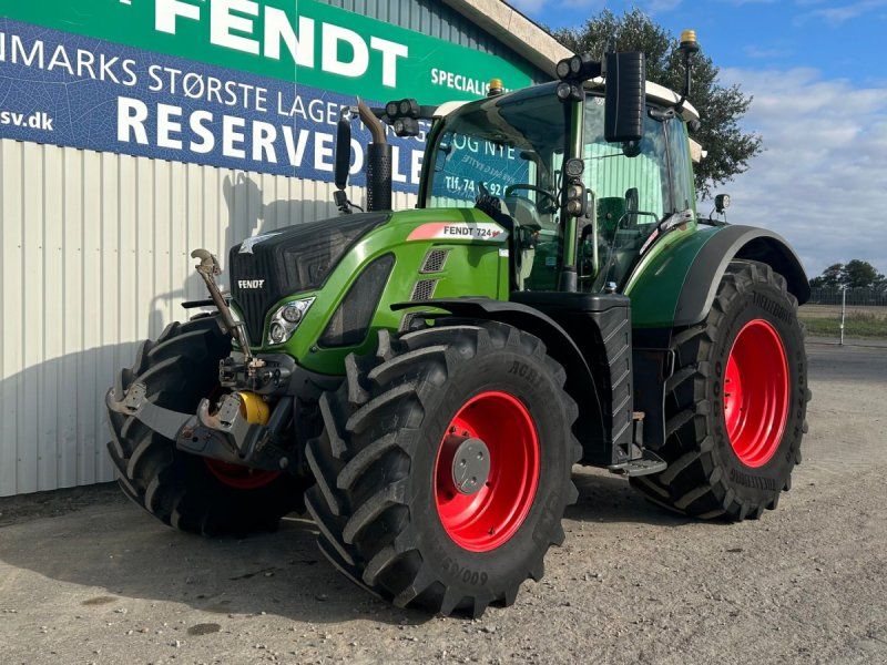 Fendt 724 Vario S4 Profi Plus Front PTO