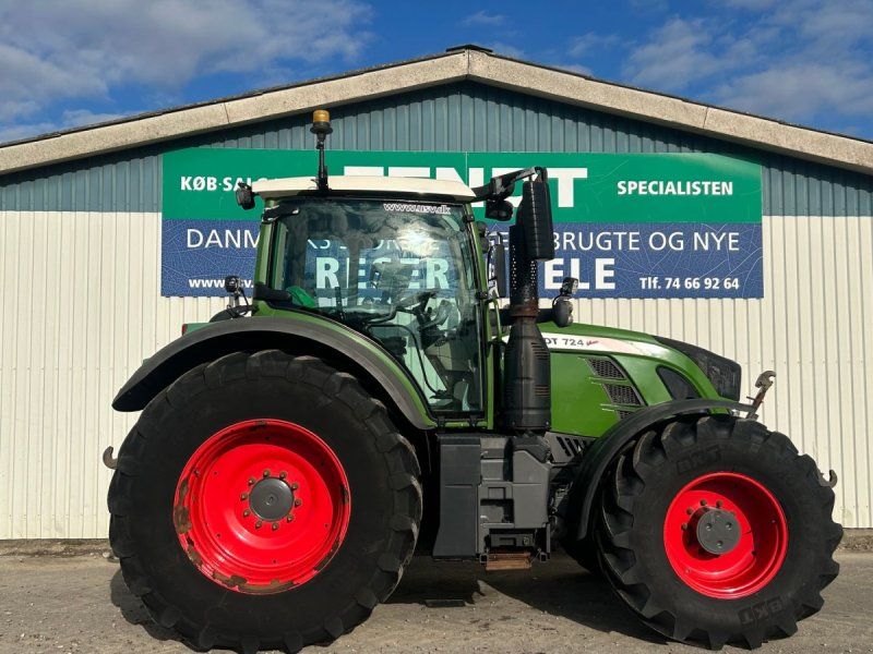 Fendt 724 Vario S4 Profi Plus Front PTO