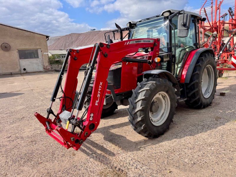 Massey Ferguson 4708