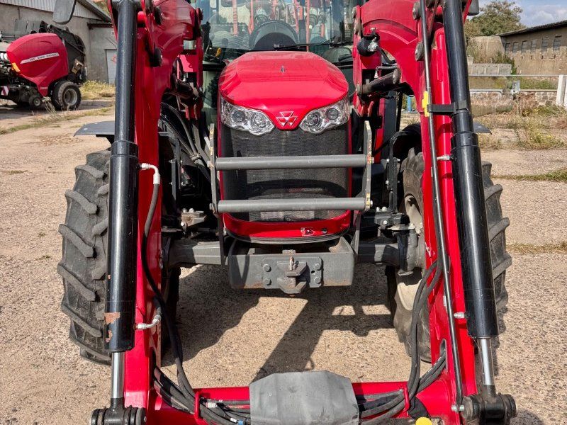 Massey Ferguson 4708