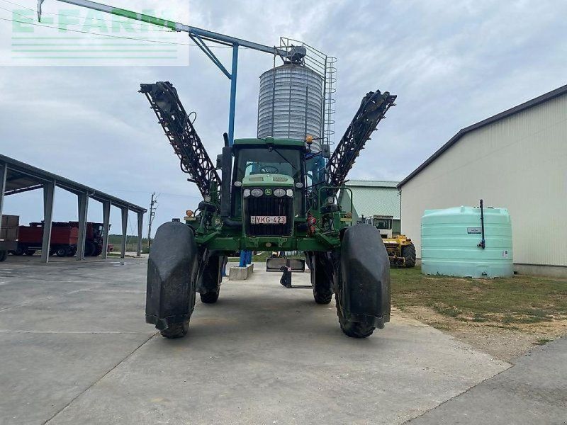 John Deere 4720