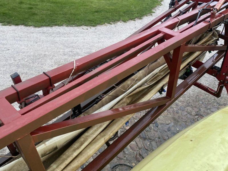 Hardi COMMANDER 4400 i TWIN 24 meter