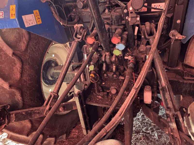 New Holland T5.100 DUAL COMMAND