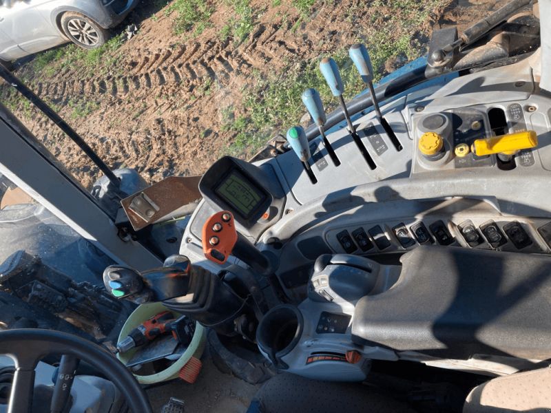 New Holland T7.165S RANGE COMMAND T4B