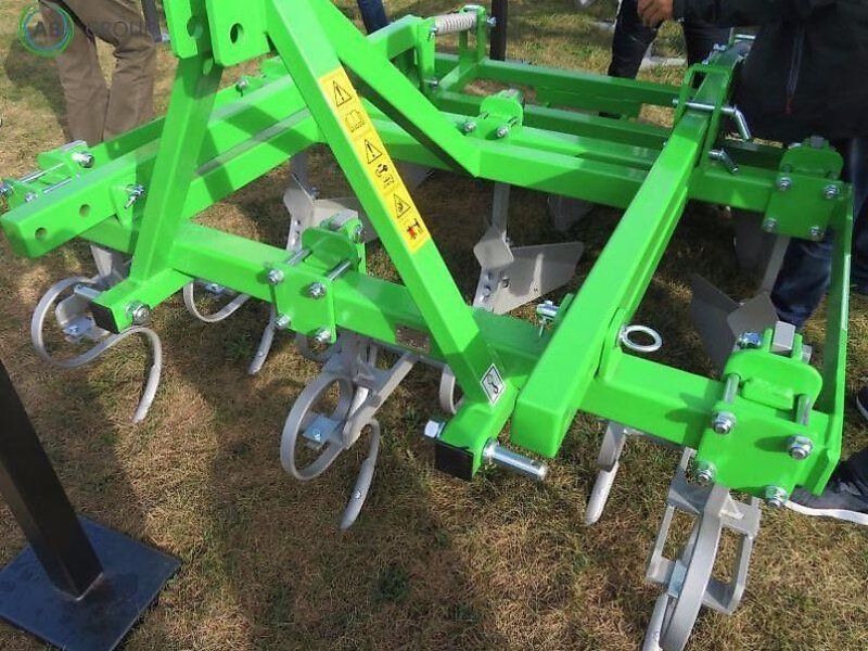 Bomet ridging plough with attachment for ridge forming Noctu U865/9