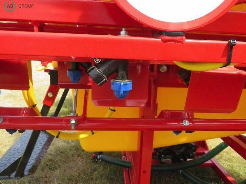 Tad-Len mounted field sprayer TL 612 12 m