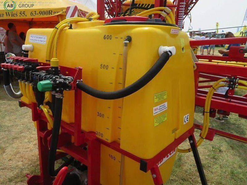 Tad-Len mounted field sprayer TL 612 12 m