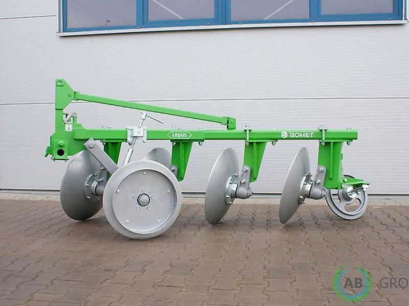 Bomet U040/2