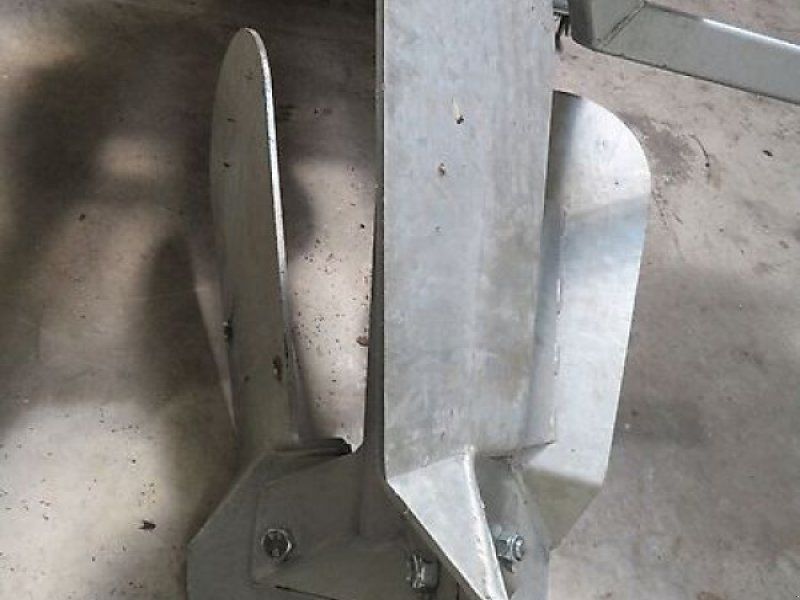 MG-35