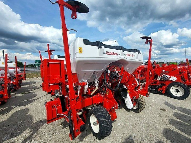 Six-row pneumatic precision seeder, VPKT-DG6, PVC fertil