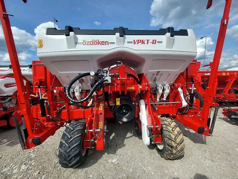 Six-row pneumatic precision seeder, VPKT-DG6, PVC fertil