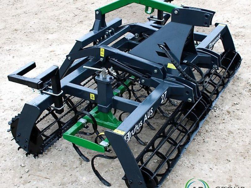 Awemak AUS 2.7 m cultiion and seeding unit