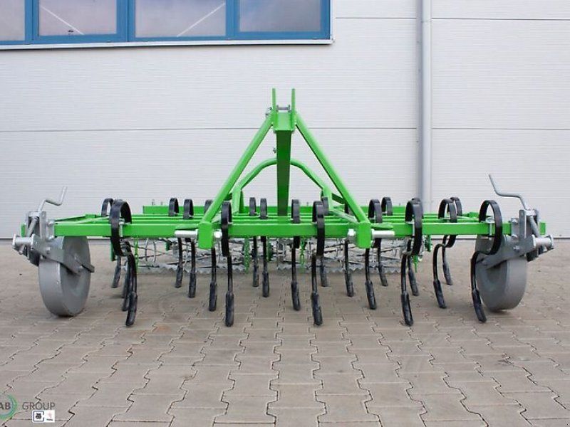 Bomet Carina U725/1, 3,2 m