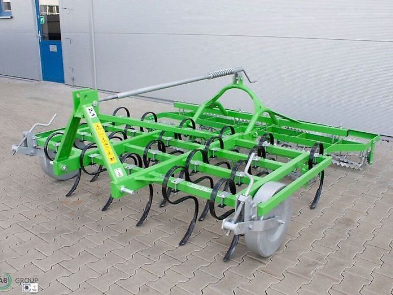 Bomet Carina U725/1, 3,2 m