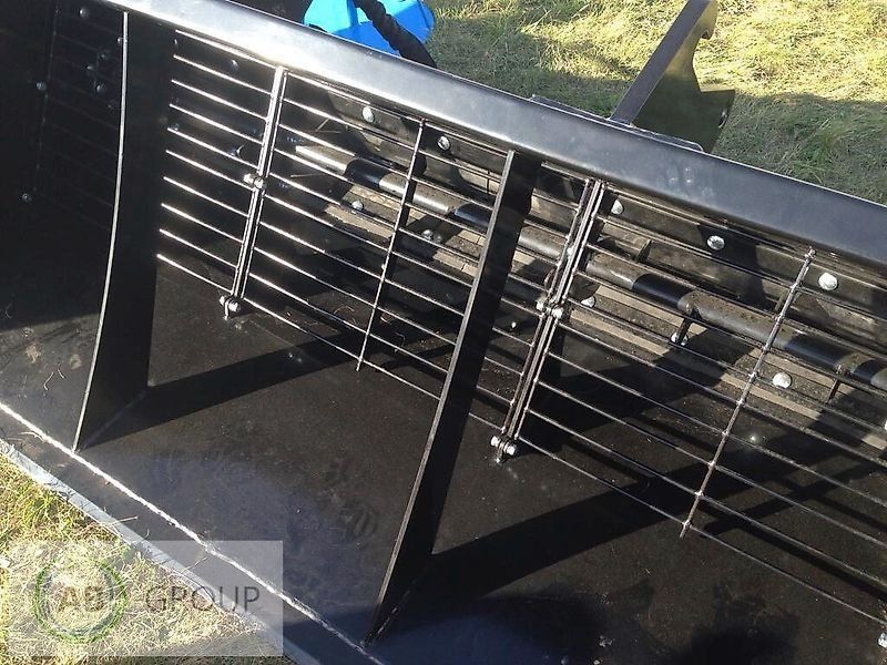 Self-loading s spreader E601.200