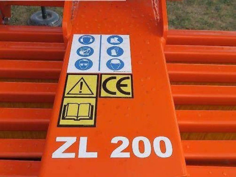 ZL 200