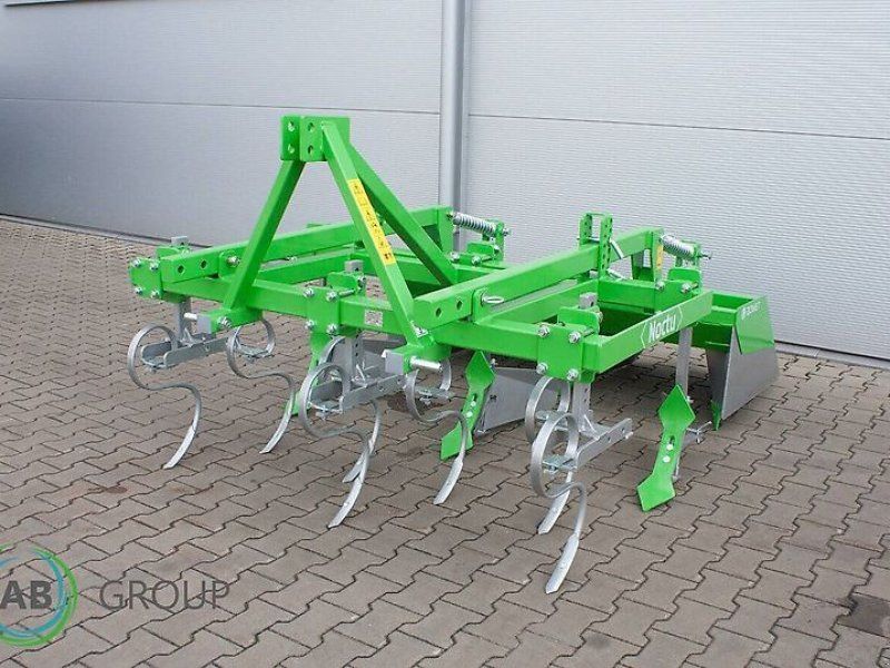 Bomet U865/9 Noctu potato ridger with forming attachment