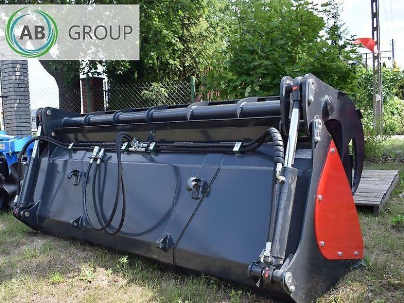 Inter Tech bucket with grab burnt teeth 2,2 m, SLK09