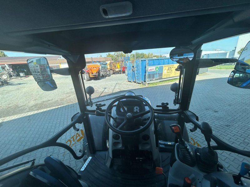 New Holland T4.75 CAB Stage V