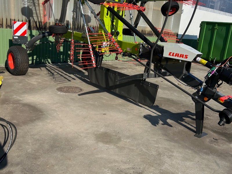 Claas Liner 2800 Trend