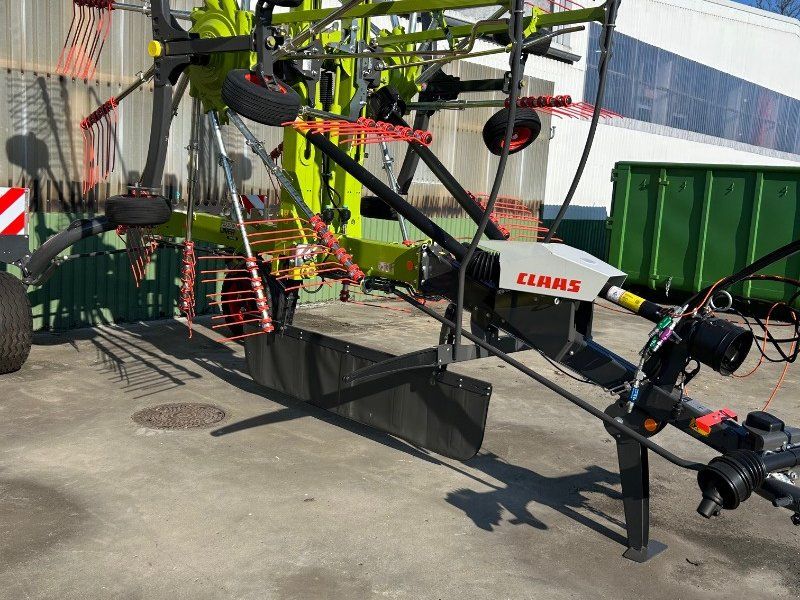 Claas Liner 2800 Trend