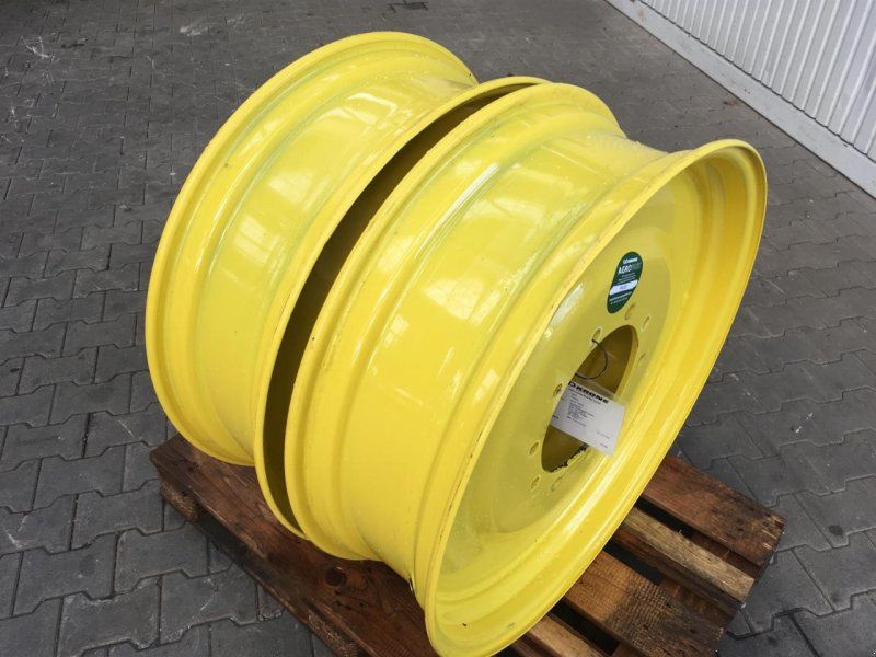 John Deere 10x34