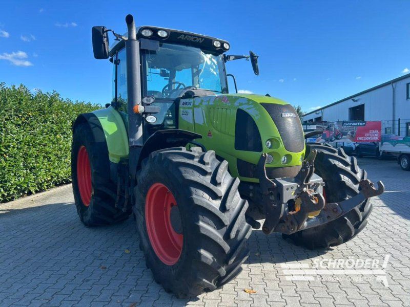 Claas ARION 640