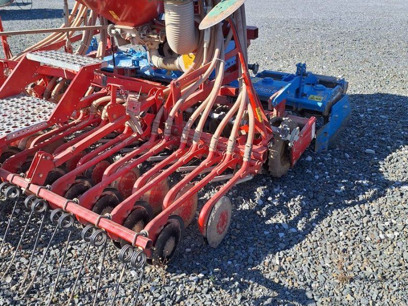 Kverneland Accord D mit Lemken Zirkon 8 Kreiselegge