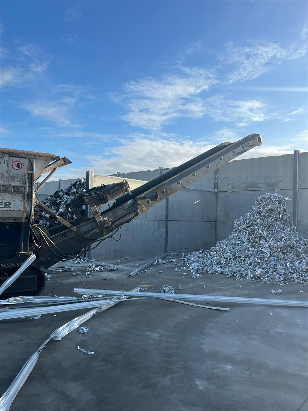 Lindner Uracco 75DK