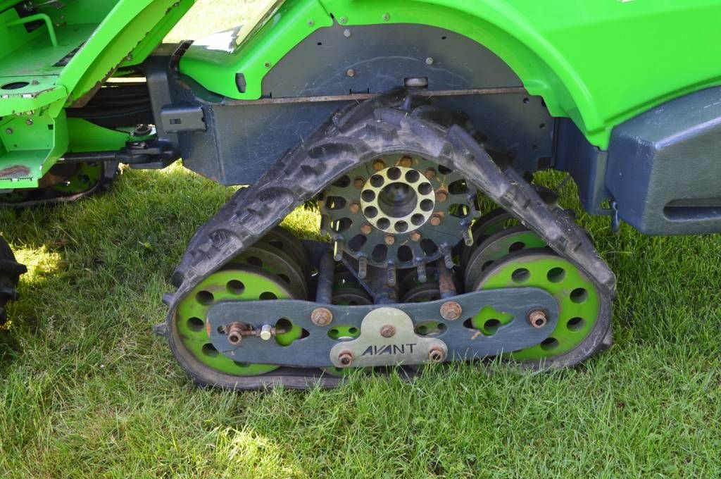 Avant 760i Trax Kniklader/Shovel