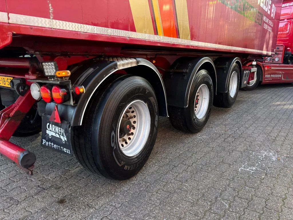 Carnehl 60m3 10 tons assen, Stuuras, Bietenrek, nieuwe APK!
