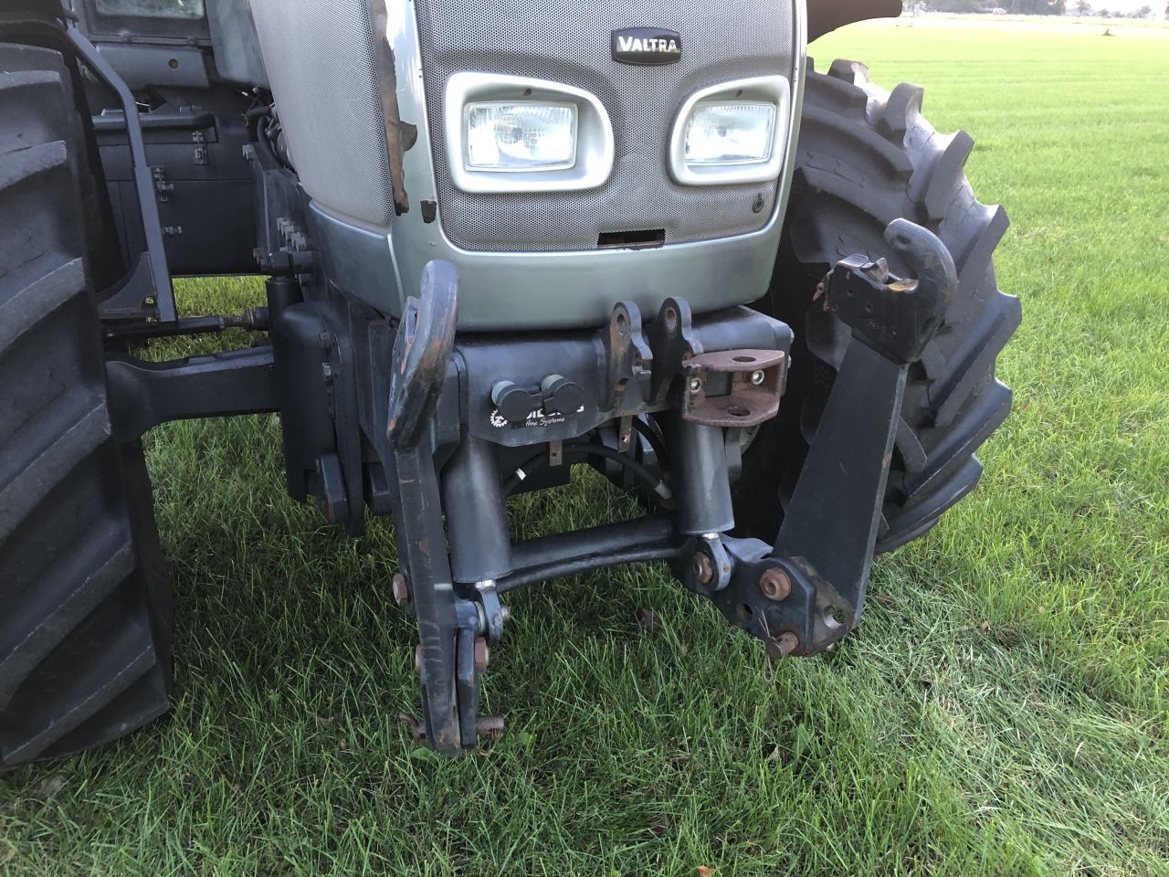 Valtra M120 tractor trekker