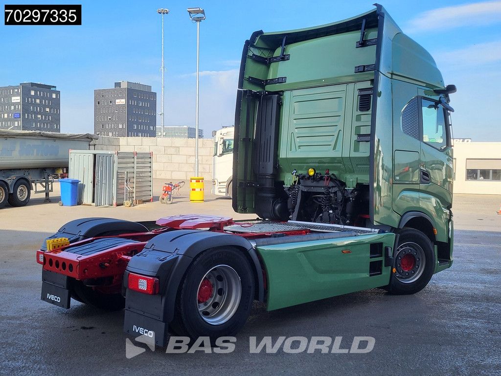 Iveco S-Way 580 4X2 NEW! DynamicSteering Standklima Navi ACC LED Euro 6