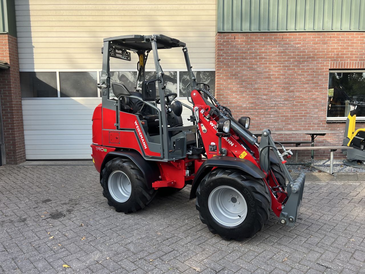 Weidemann 1190e ex demo