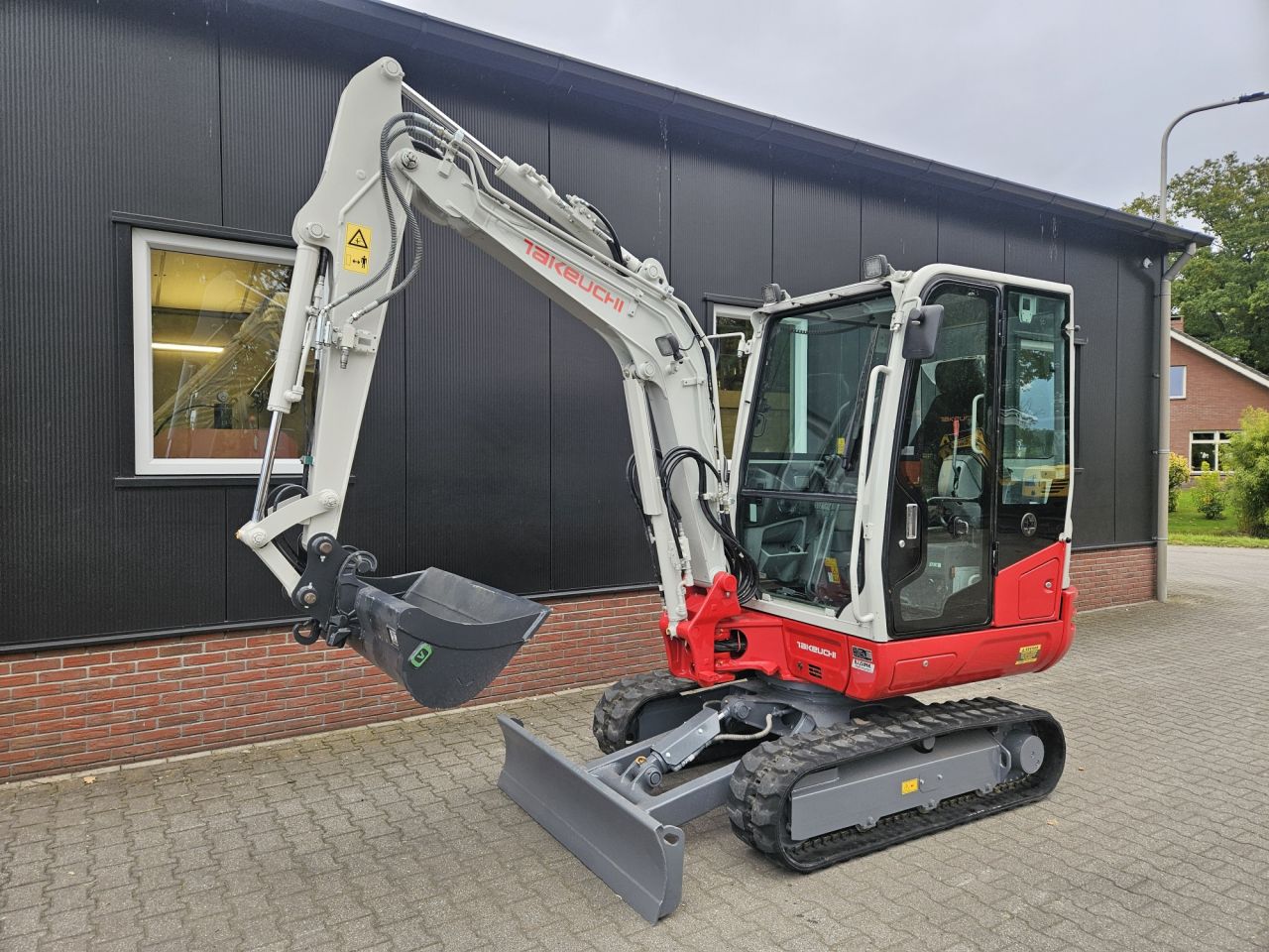 Takeuchi TB230