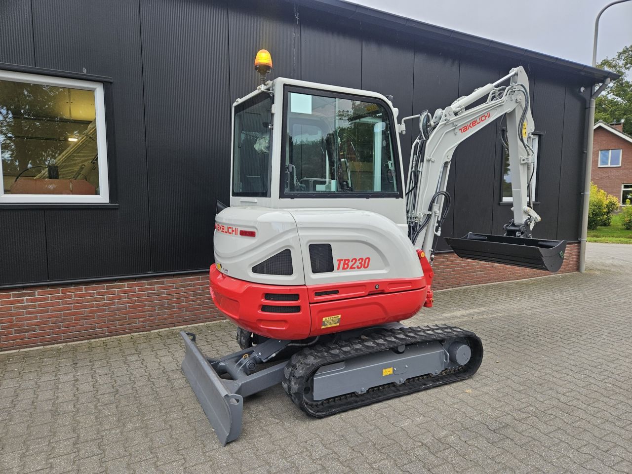 Takeuchi TB230