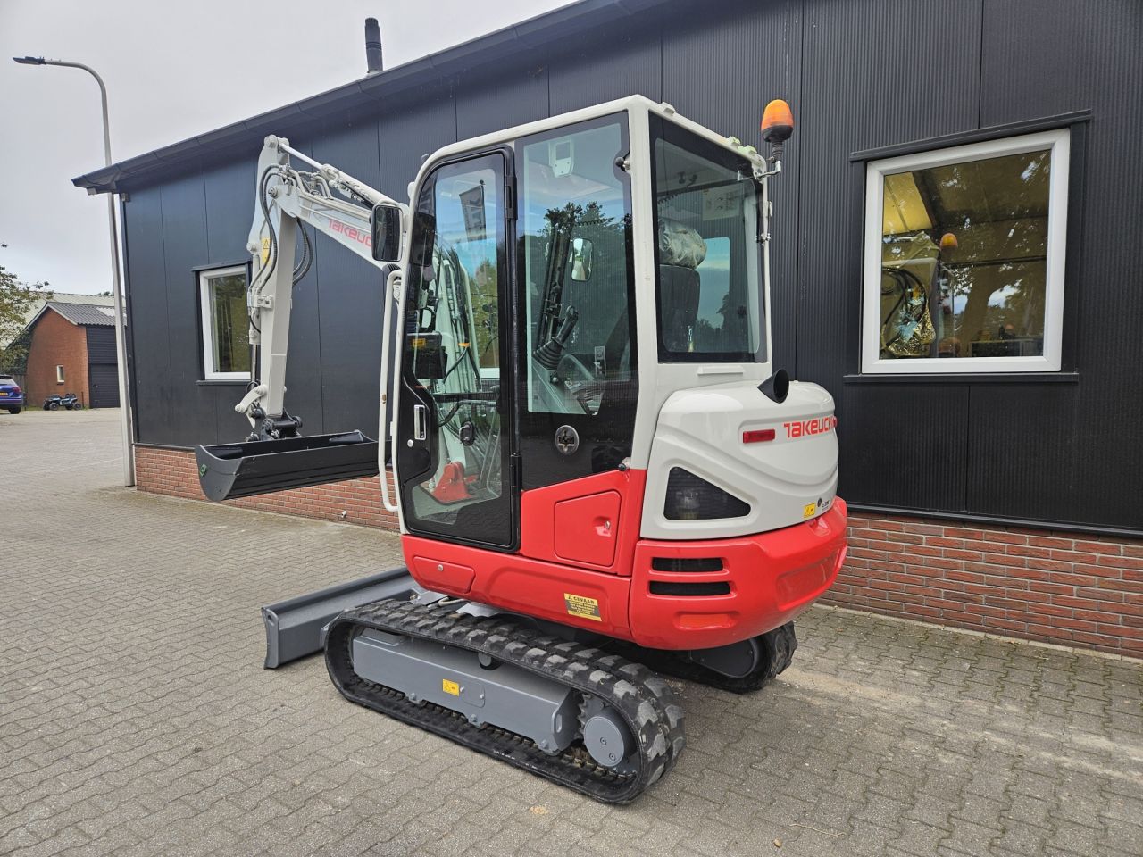 Takeuchi TB230