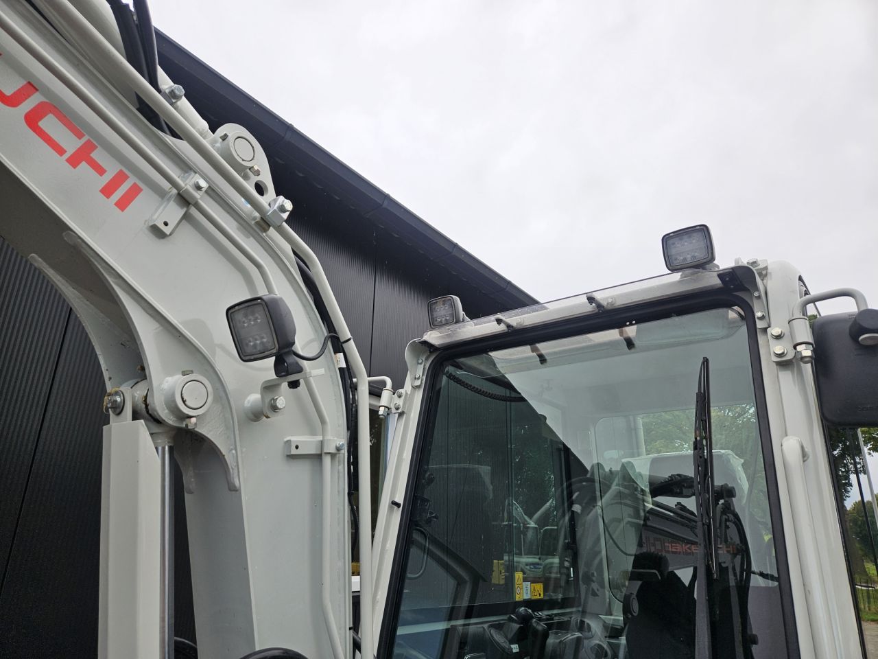 Takeuchi TB230