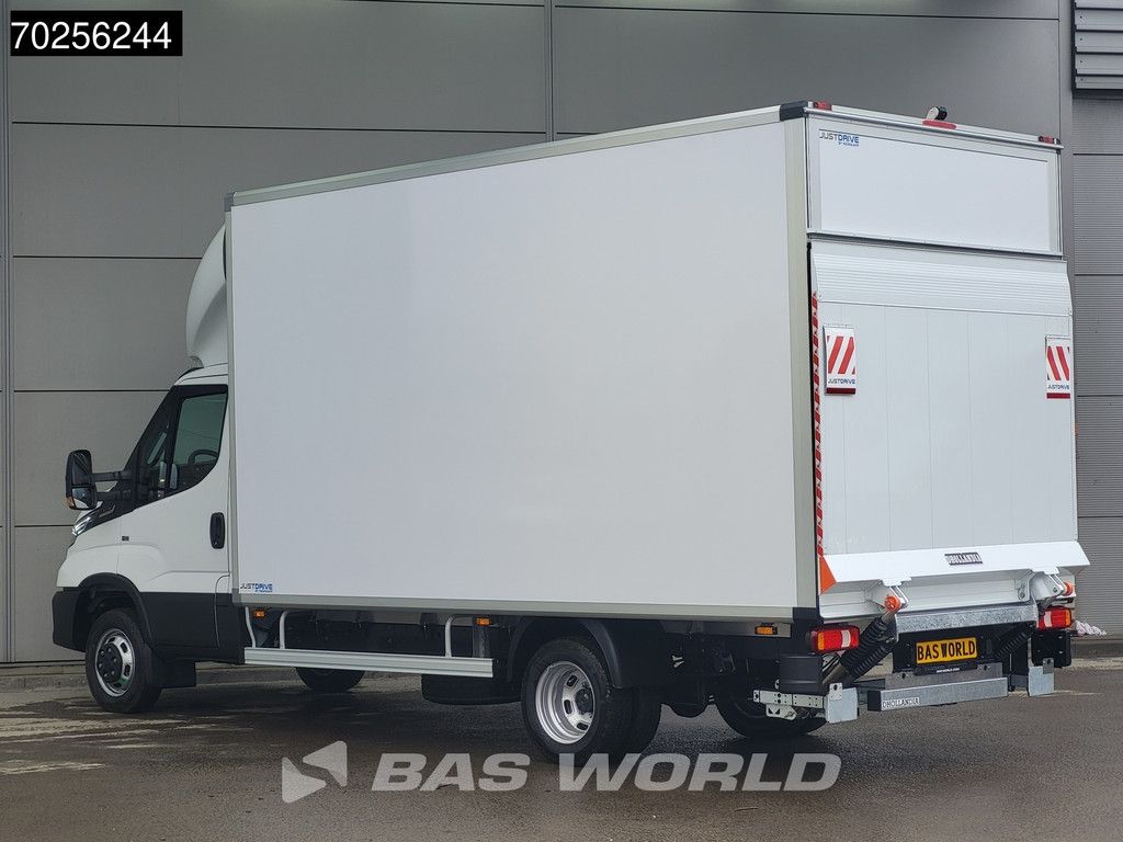 Iveco Daily 35C18 3.0L Automaat Laadklep Zijdeur Dubbellucht Bakwagen 180PK LED Airco Cruise Camera Lat om Lat D'Hollandia Bakwagen Meubelbak Koffer Airco Cruise control