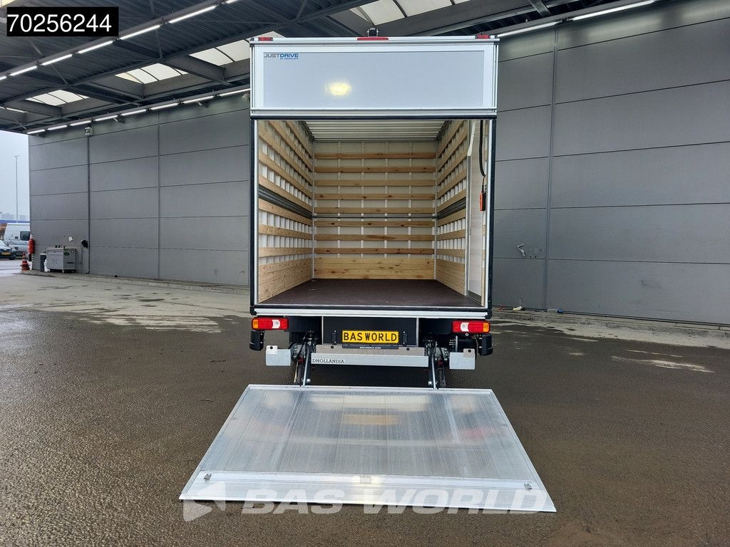 Iveco Daily 35C18 3.0L Automaat Laadklep Zijdeur Dubbellucht Bakwagen 180PK LED Airco Cruise Camera Lat om Lat D'Hollandia Bakwagen Meubelbak Koffer Airco Cruise control